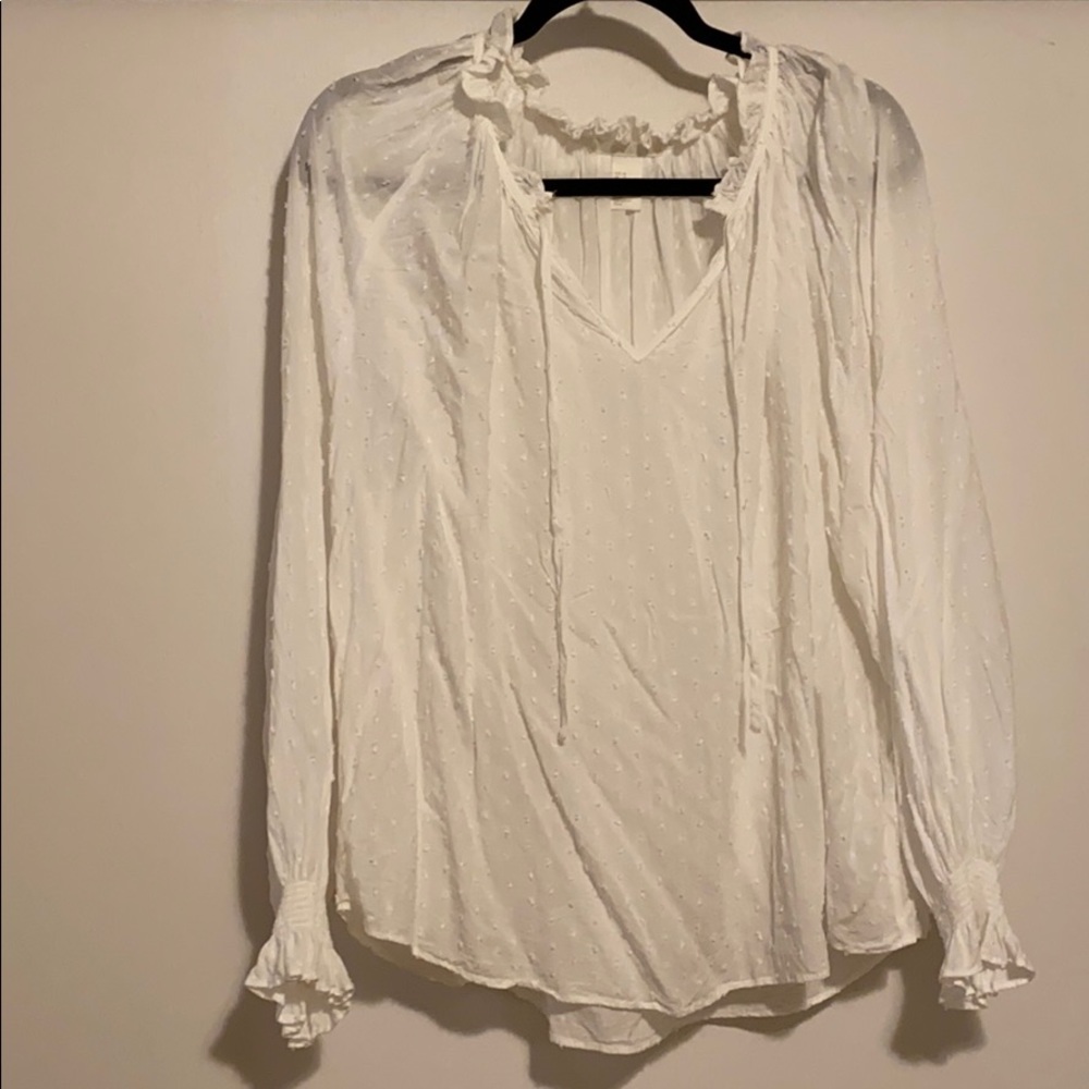 White loose polkadot balloon sleeve shirt